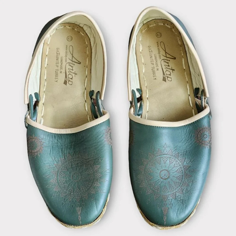 Aintap Womens Leather Flats Size EU 43 US 12 Moccasin Ballet Flats Green